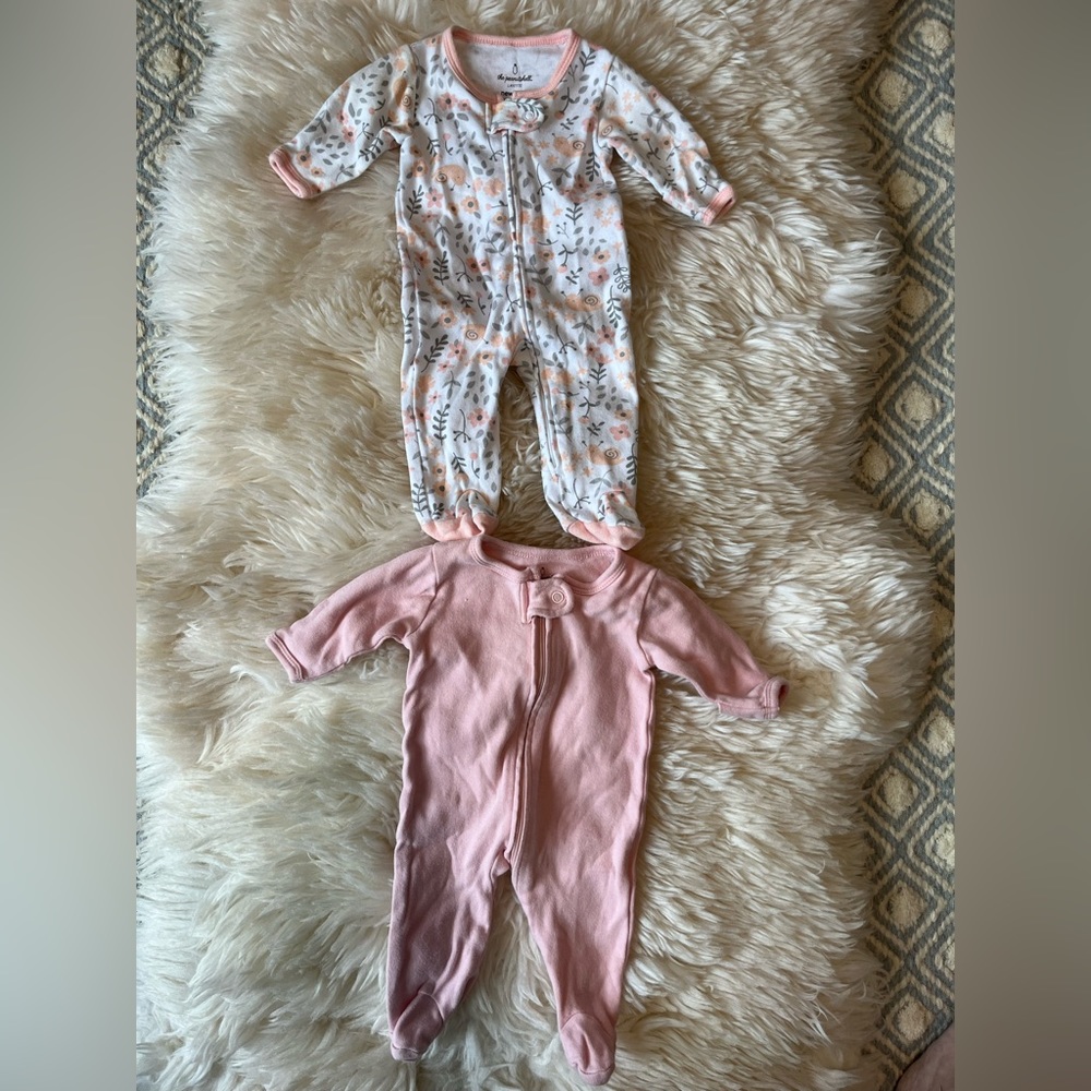 Set of two Peanutshell long sleeve zip up onesies, size: newborn
